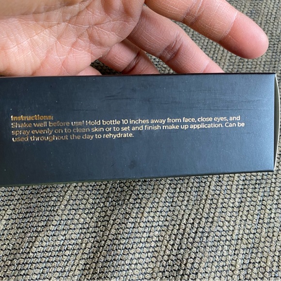 NIB Full Size Saint Luxe Setting Spray Setting RETAIN MOISTURE GLOWY Makeup - Picture 6 of 10